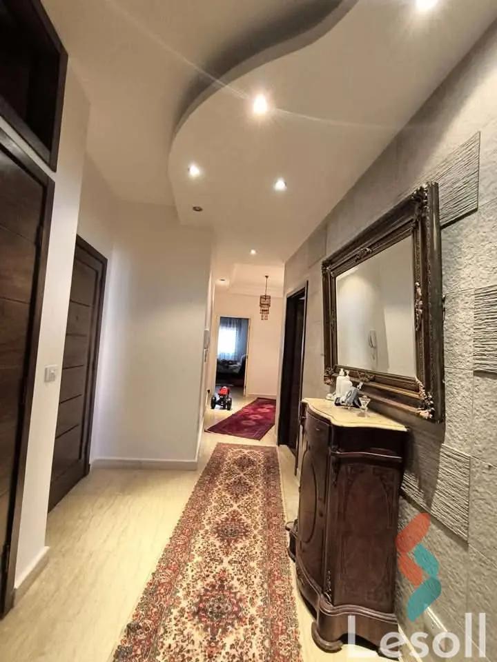 Apartment for daily rent with an area 200 meters and 5 rooms in Mohandessin Giza  - Image 2