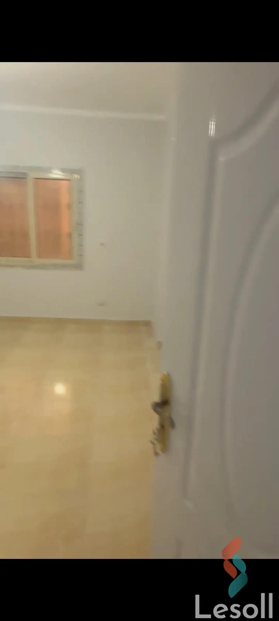 شقة للايجار الشهري بمساحة 110 متر و غرفتان في المقطم القاهرة