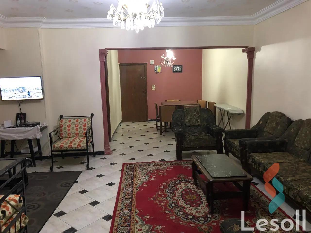 شقة للايجار السنوي بمساحة 130 متر و 4 غرف في المنيل القاهرة