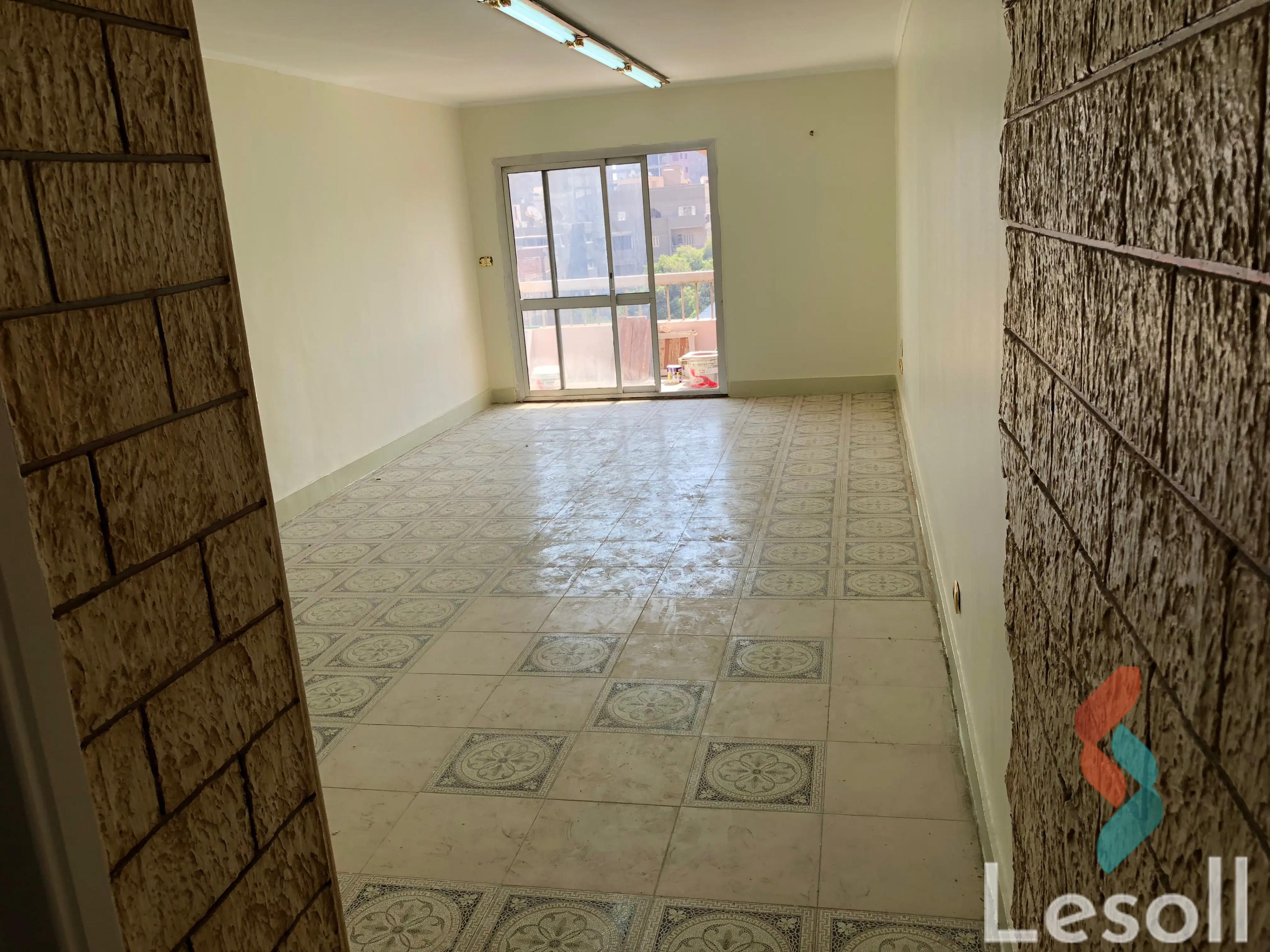 شقة للايجار الشهري بمساحة 152 متر و 3 غرف في المهندسين الجيزة - صورة 2