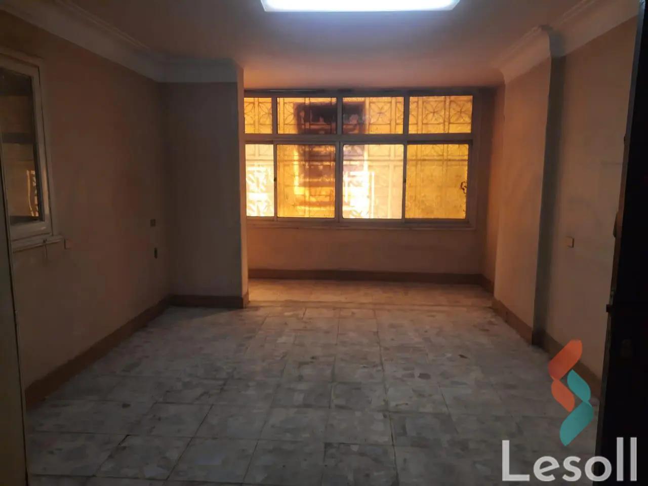 شقة للبيع بمساحة 208 متر و 4 غرف في  مصر الجديدة القاهرة - صورة 2