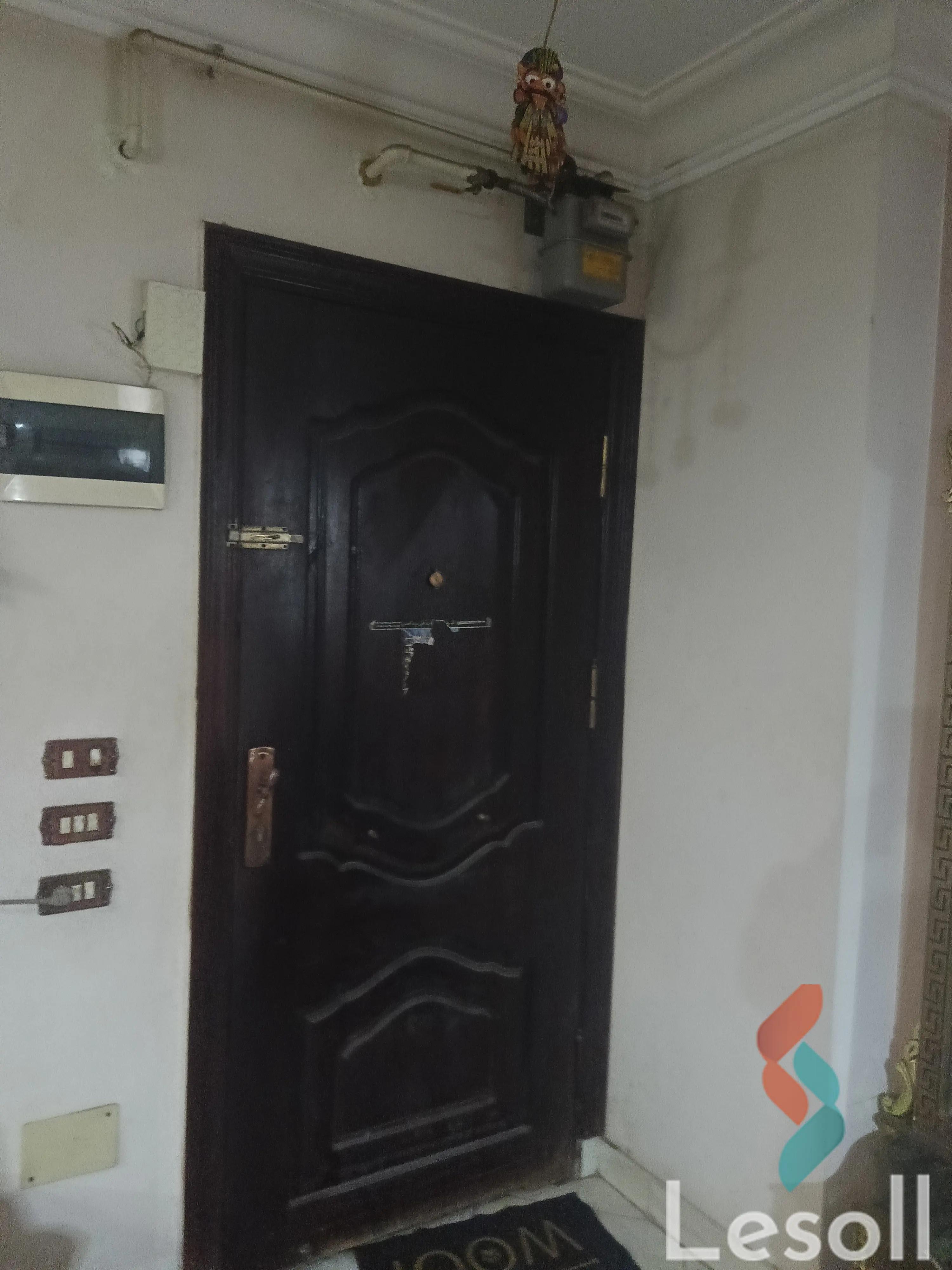 شقة للبيع بمساحة 130 متر و 3 غرف في  فيصل الجيزة - صورة 2