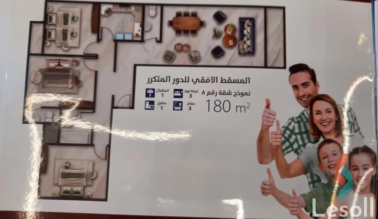 Building for sale with an area 1,000 meters and 3 rooms in  Hadayek Alahram Giza  - Image 2