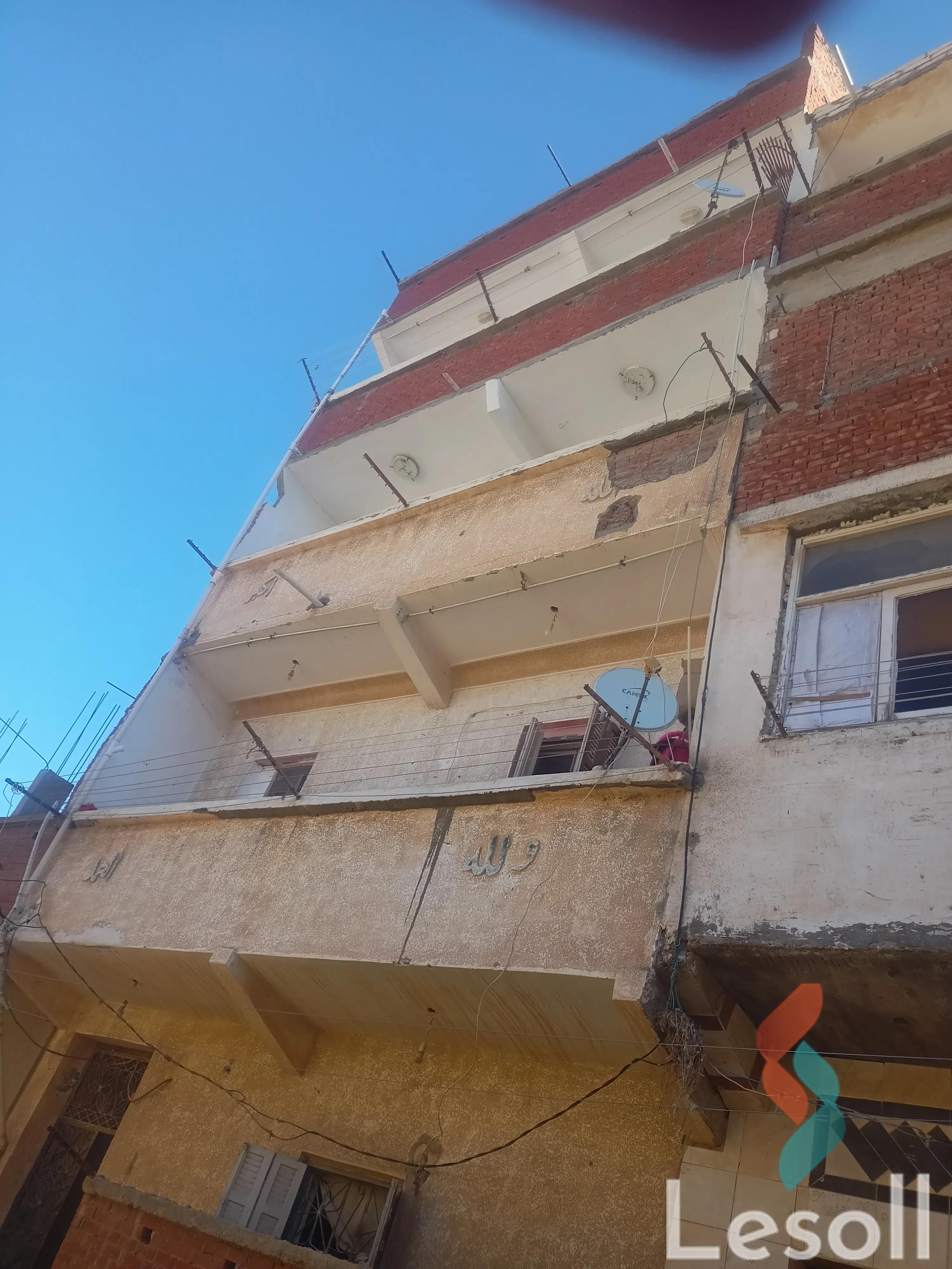  عمارة للبيع بمساحة 85 متر و غرفتان في  العامرية الاسكندرية