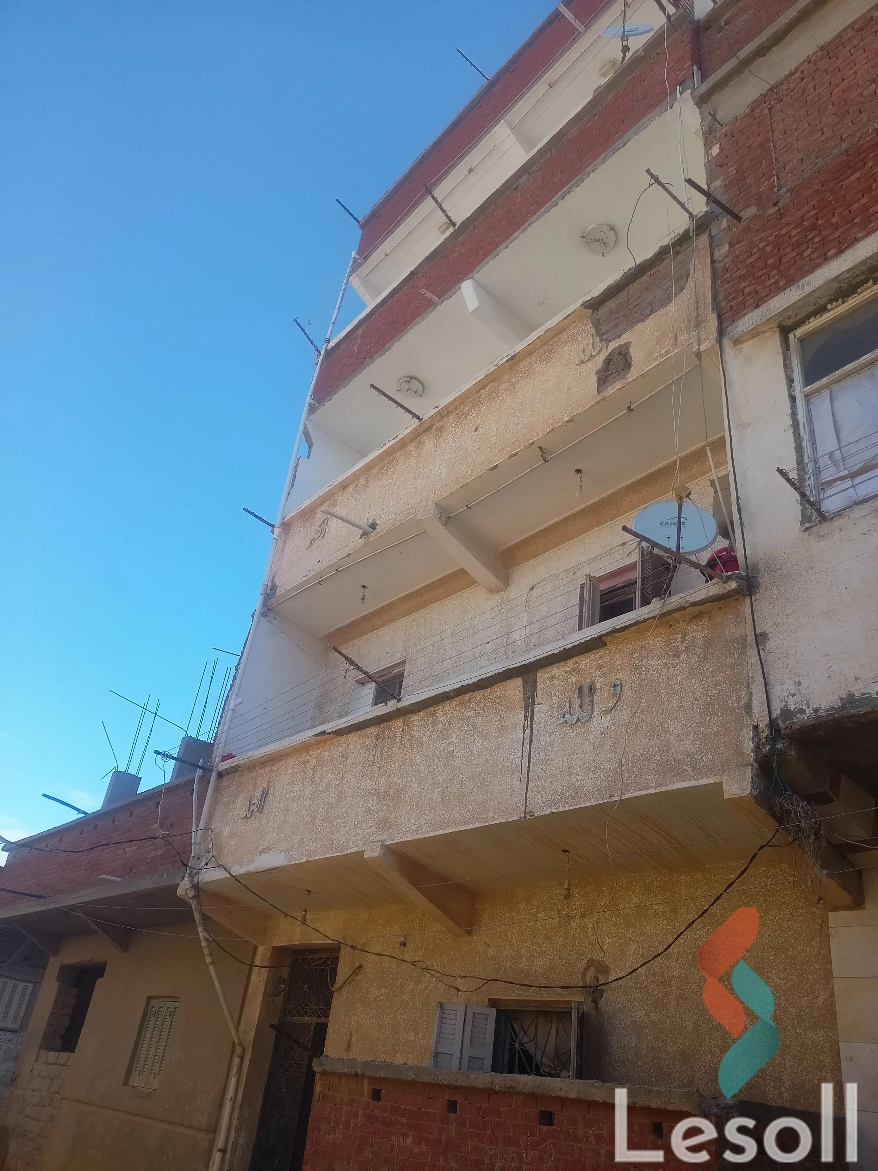  عمارة للبيع بمساحة 85 متر و غرفتان في  العامرية الاسكندرية