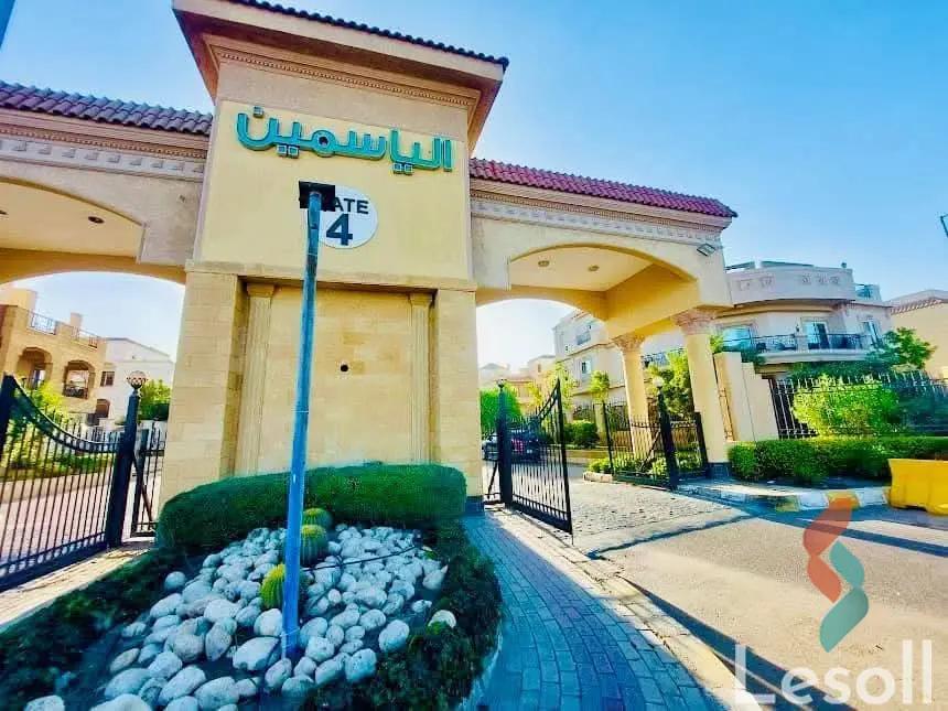 فيلا للبيع بمساحة 1,100 متر و 10 غرف في  الشيخ زايد الجيزة