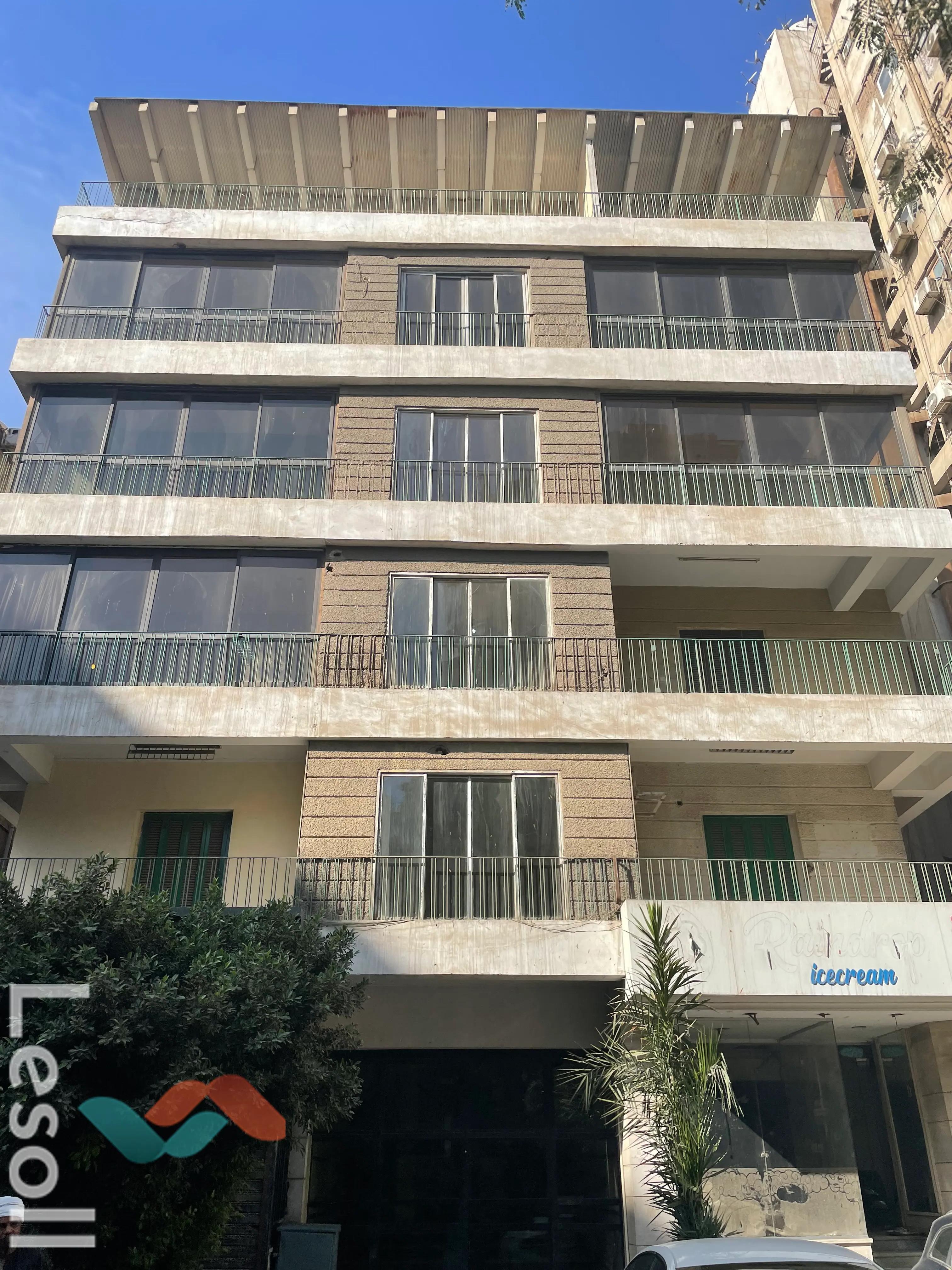 مبانى للبيع بمساحة 500 متر في المهندسين الجيزة 