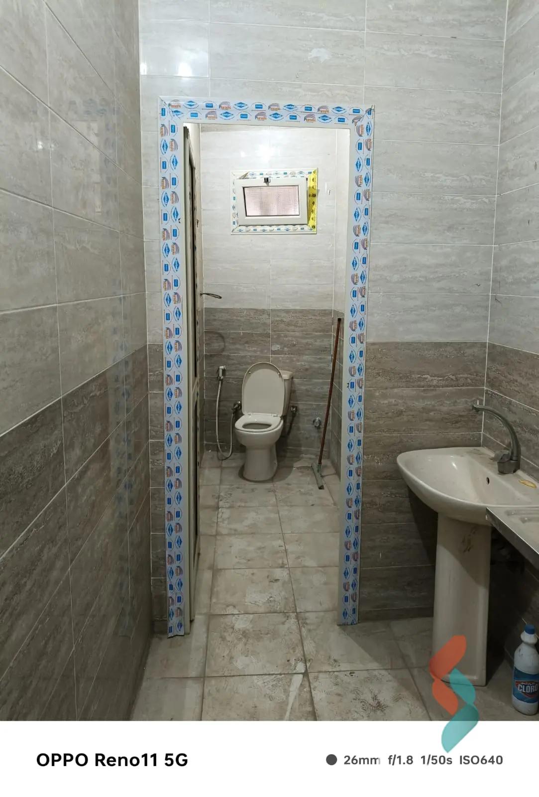 Shop for sale with an area 400 meters in Masr Al Qadima Cairo - All Images