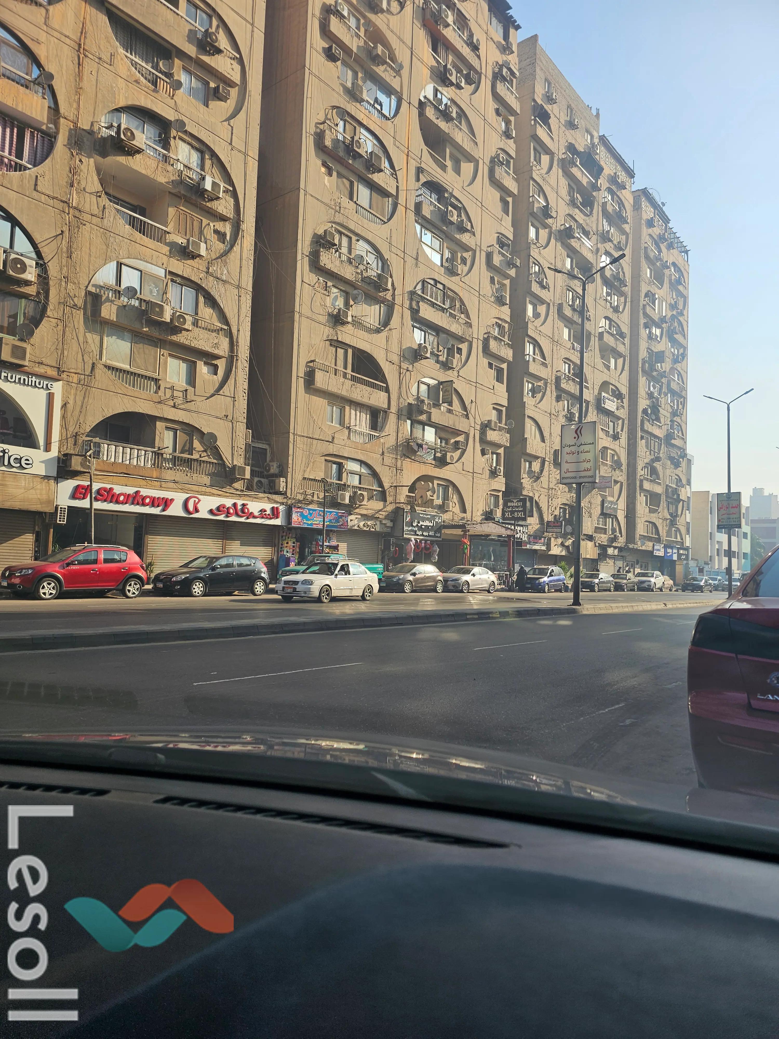 مكتب للايجار الشهري بمساحة 126 متر في المهندسين الجيزة 