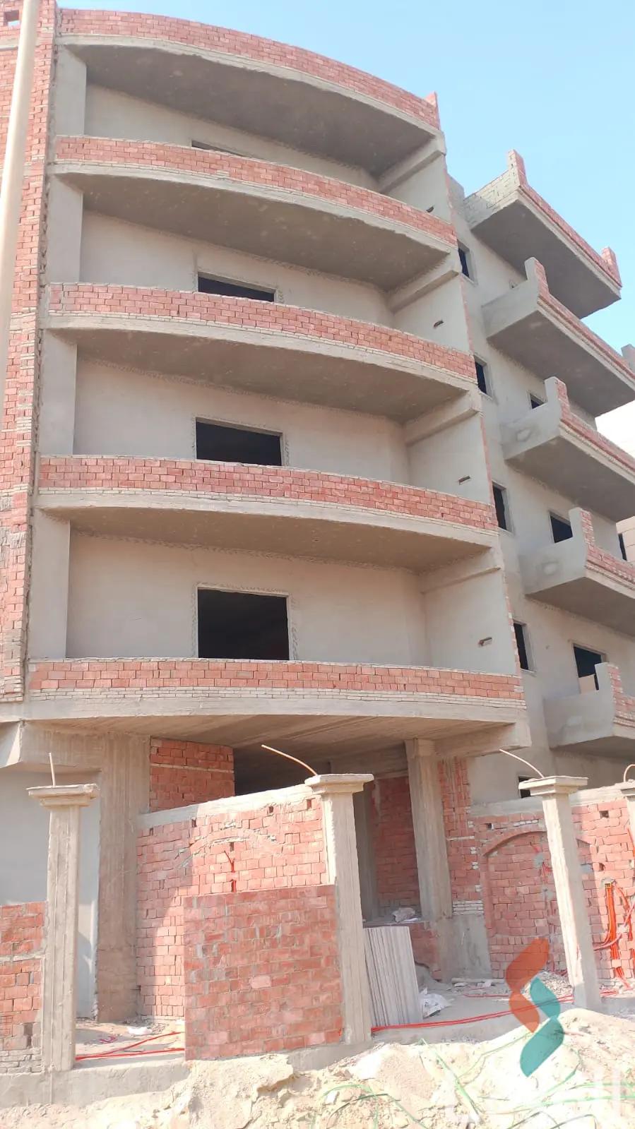 Apartment for sale with an area 225 meters and 3 rooms in  Cheikh Zayed Giza  - Image 3