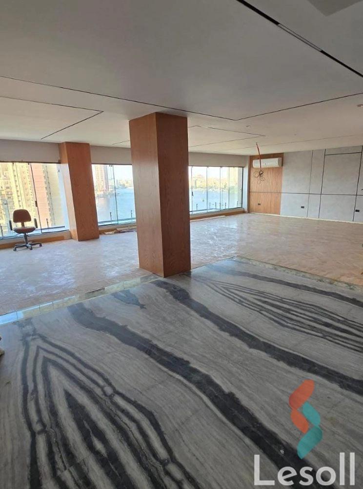 شقة للبيع بمساحة 250 متر و 3 غرف في  الدقى الجيزة