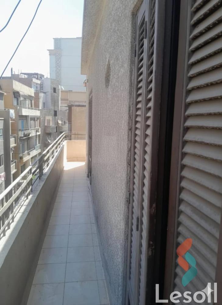 شقة للبيع بمساحة 185 متر و غرفتان في  عباسية القاهرة