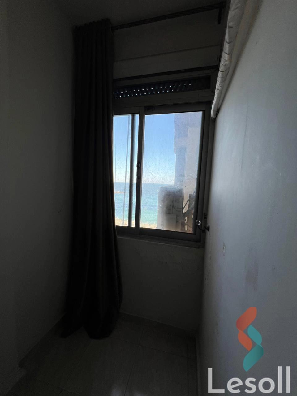 شقة للبيع بمساحة 110 متر و غرفتان في  جليم الاسكندرية