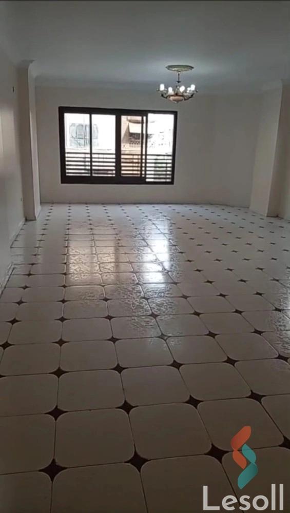 شقة للايجار الشهري بمساحة 170 متر و 3 غرف في الدقى الجيزة