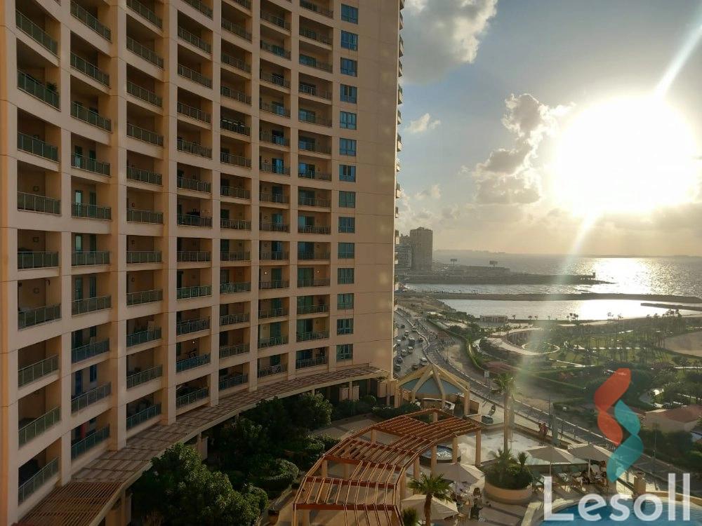 شقة للبيع بمساحة 380 متر و 4 غرف في  جليم الاسكندرية