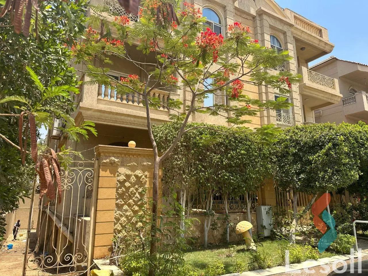 دوبلكس للبيع بمساحة 400 متر و 3 غرف في  التجمع الاول القاهرة