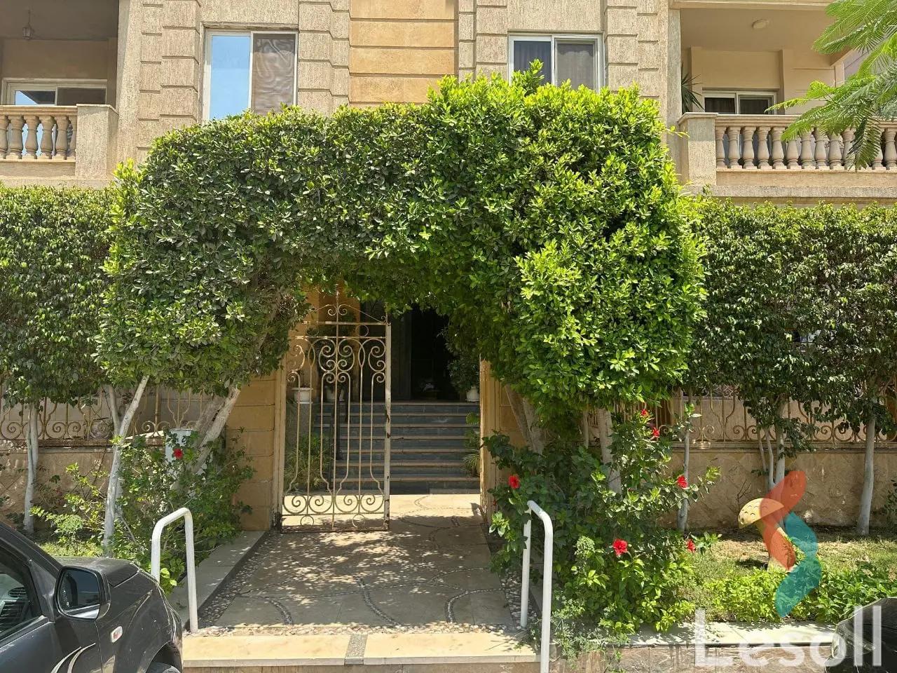 دوبلكس للبيع بمساحة 400 متر و 3 غرف في  التجمع الاول القاهرة