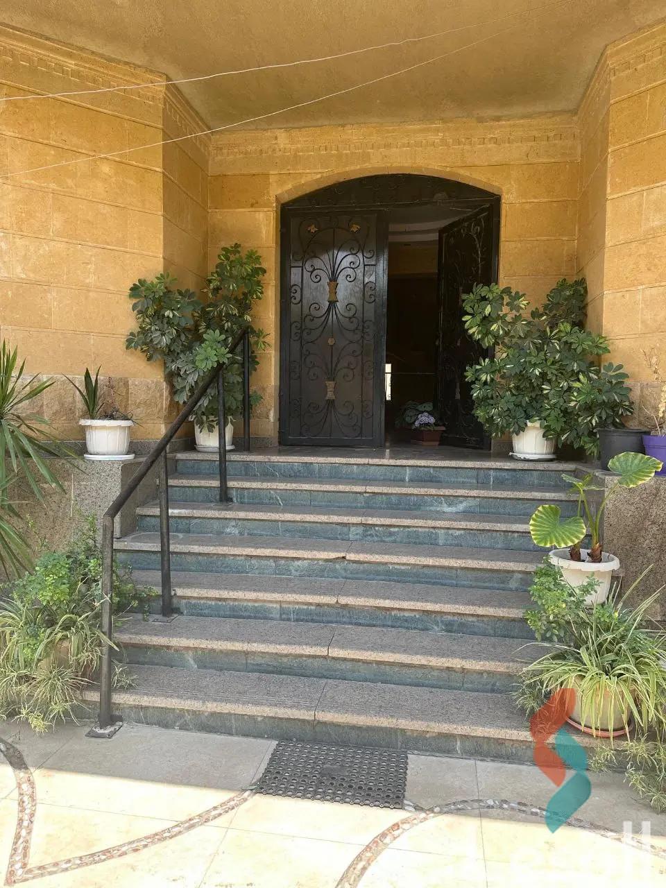 دوبلكس للبيع بمساحة 400 متر و 3 غرف في  التجمع الاول القاهرة