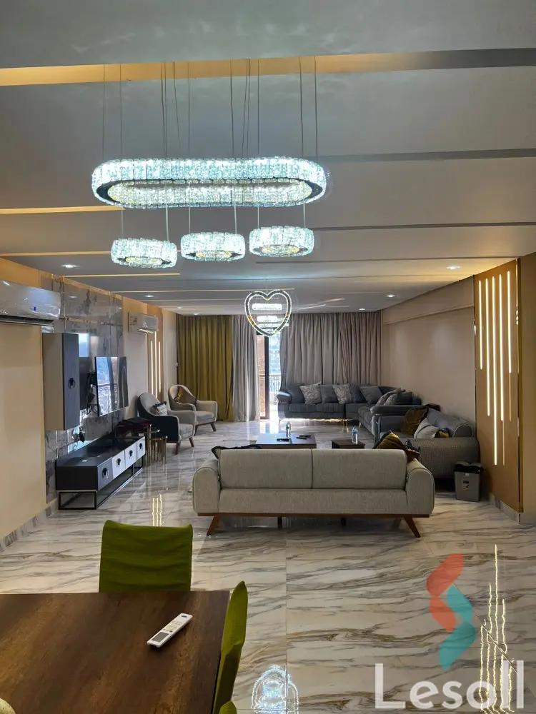 شقة للايجار اليومي بمساحة 210 متر و 3 غرف في المهندسين الجيزة