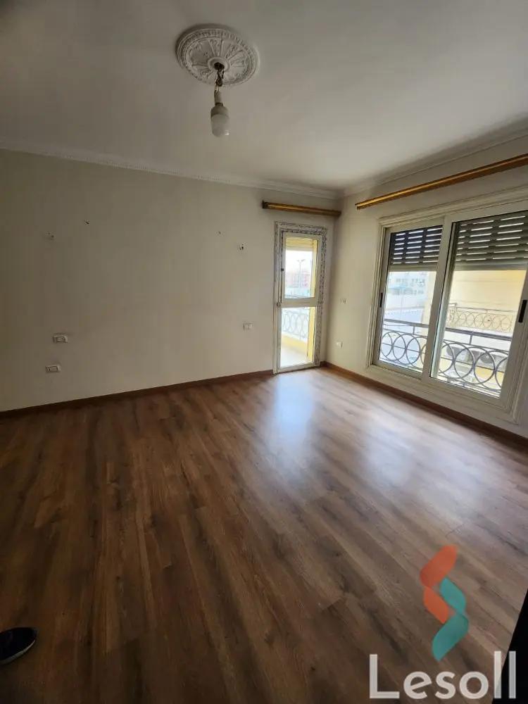 شقة للايجار الشهري بمساحة 142 متر و 3 غرف في الشيخ زايد الجيزة