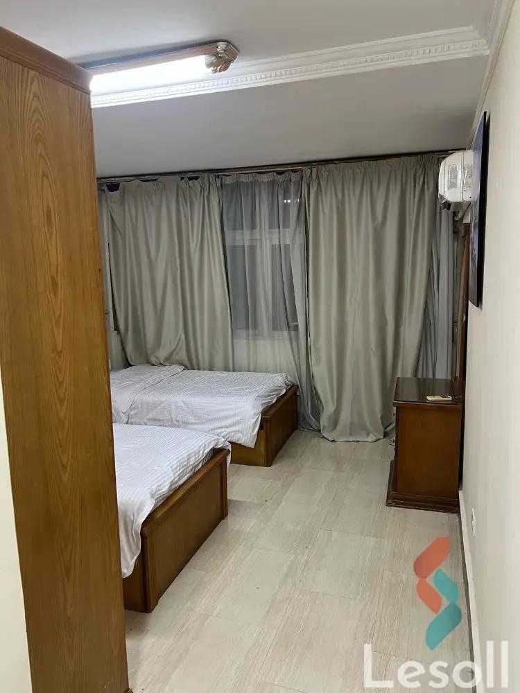 شقة للايجار اليومي بمساحة 245 متر و 4 غرف في المعادى القاهرة