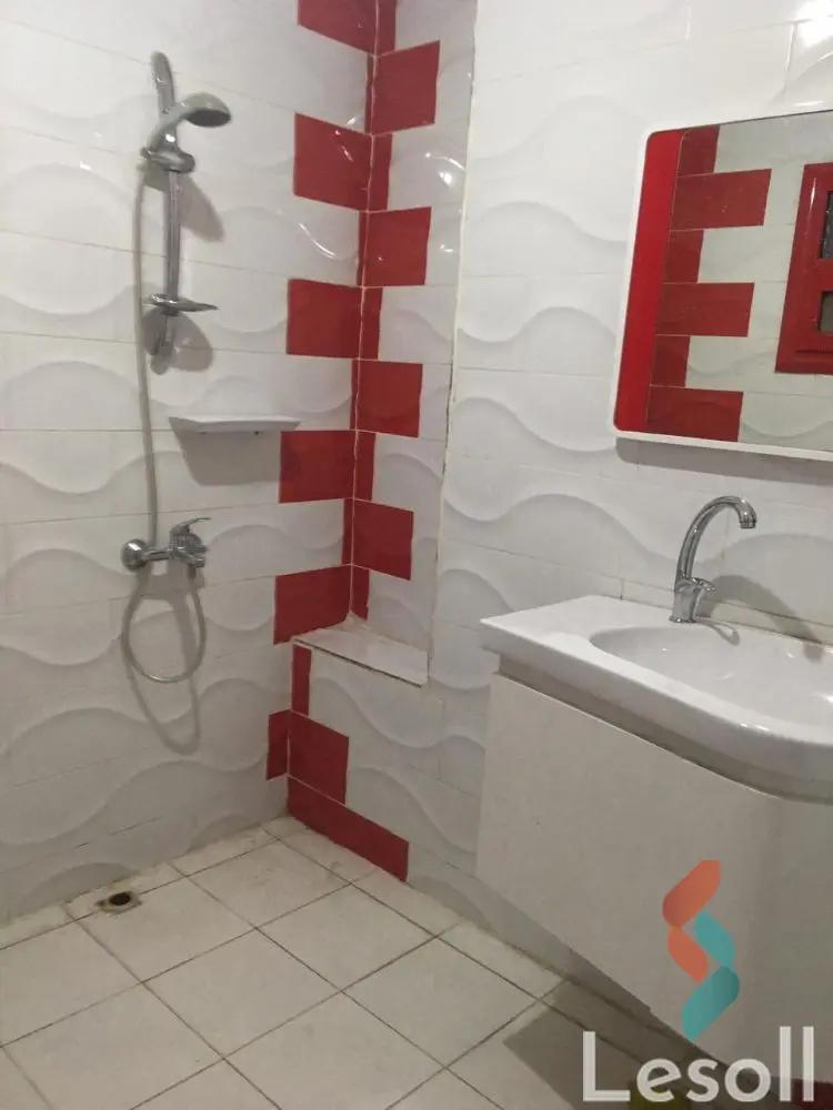 شقة للايجار الشهري بمساحة 130 متر و غرفتان في فيصل الجيزة