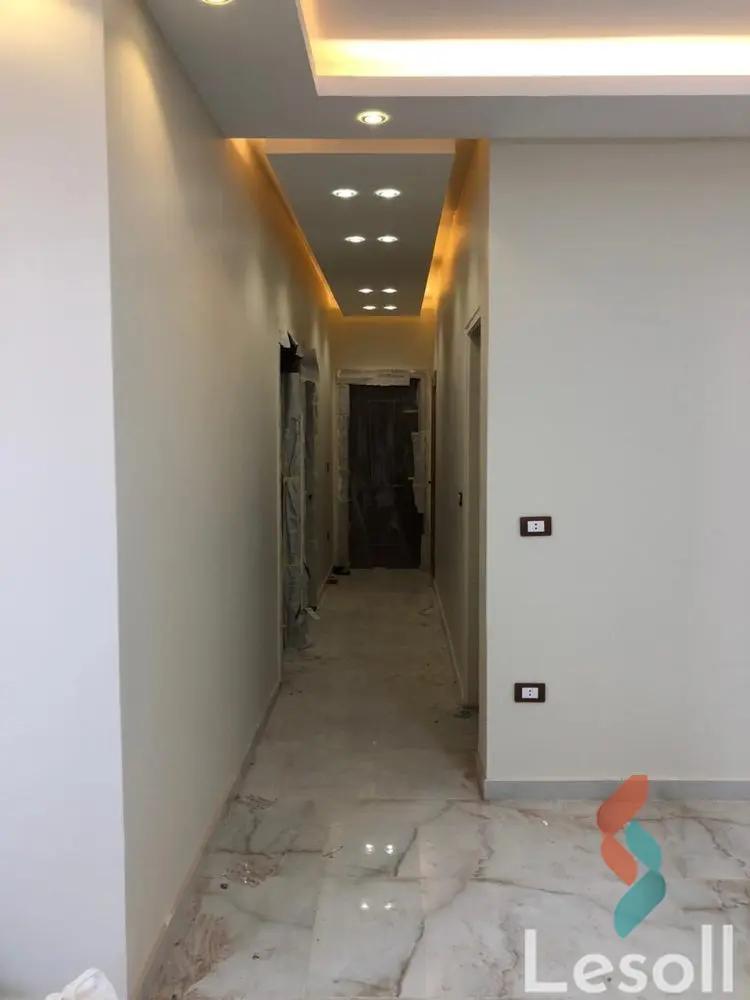 Apartment for monthly rent with an area 200 meters and 3 rooms in New Cairo Cairo  - Image 4