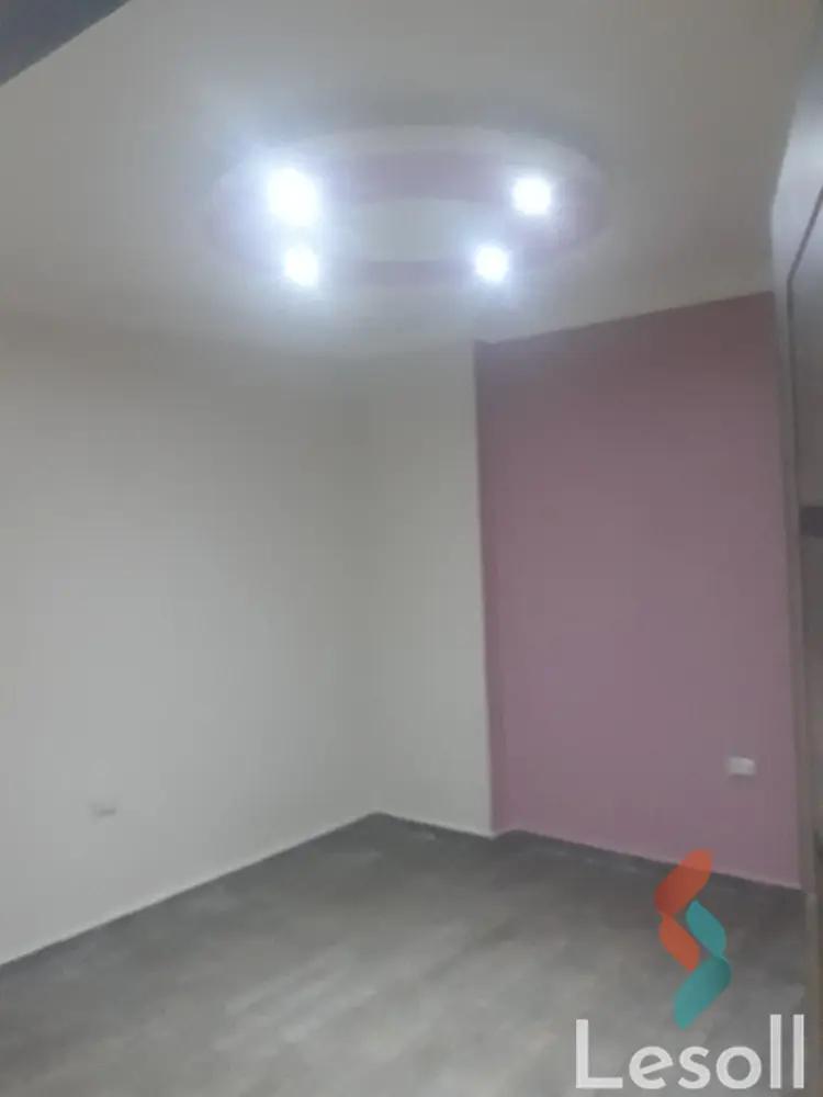 شقة للايجار السنوي بمساحة 6,000 متر و 3 غرف في الهرم الجيزة