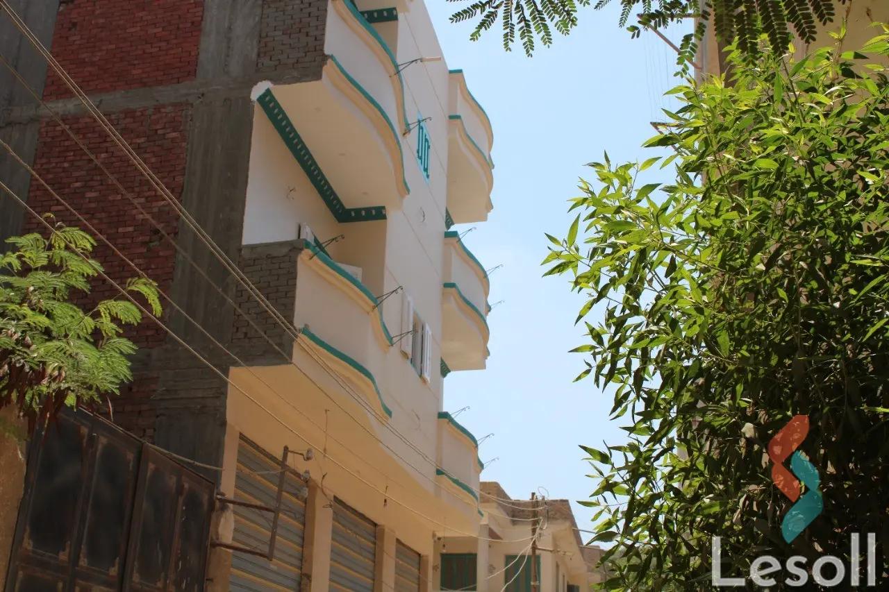 شقة للايجار الشهري بمساحة 100 متر و غرفتان في فاقوس الشرقية