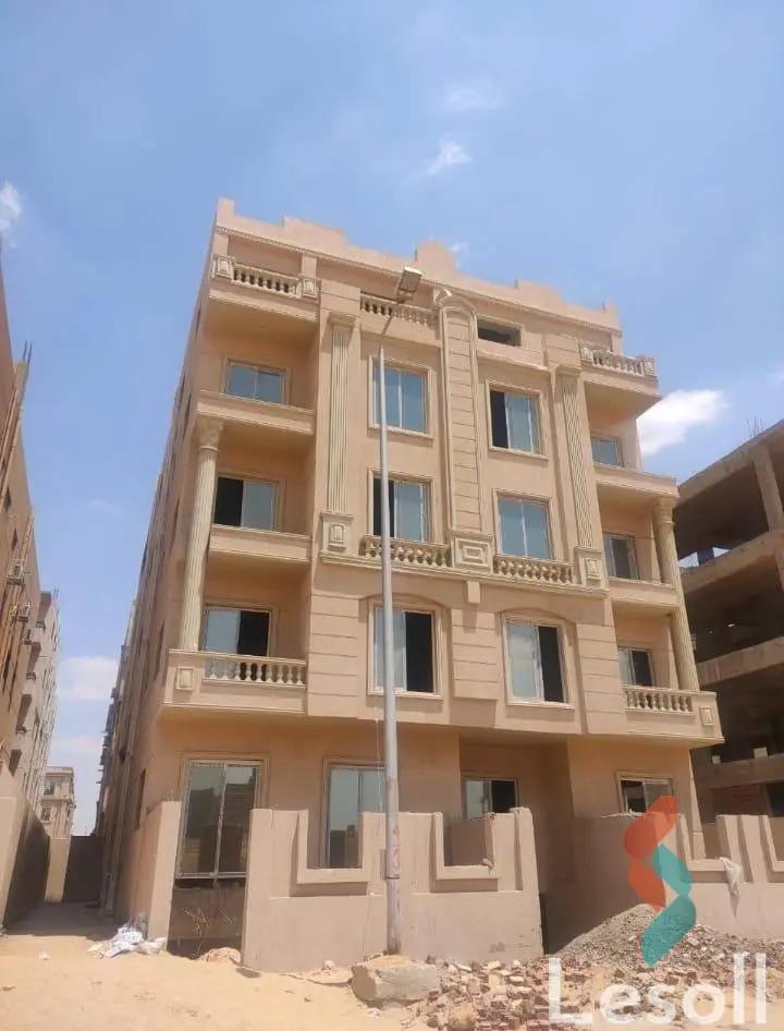 شقة للبيع بمساحة 225 متر و 3 غرف في  مدينة الشروق القاهرة - صورة 3