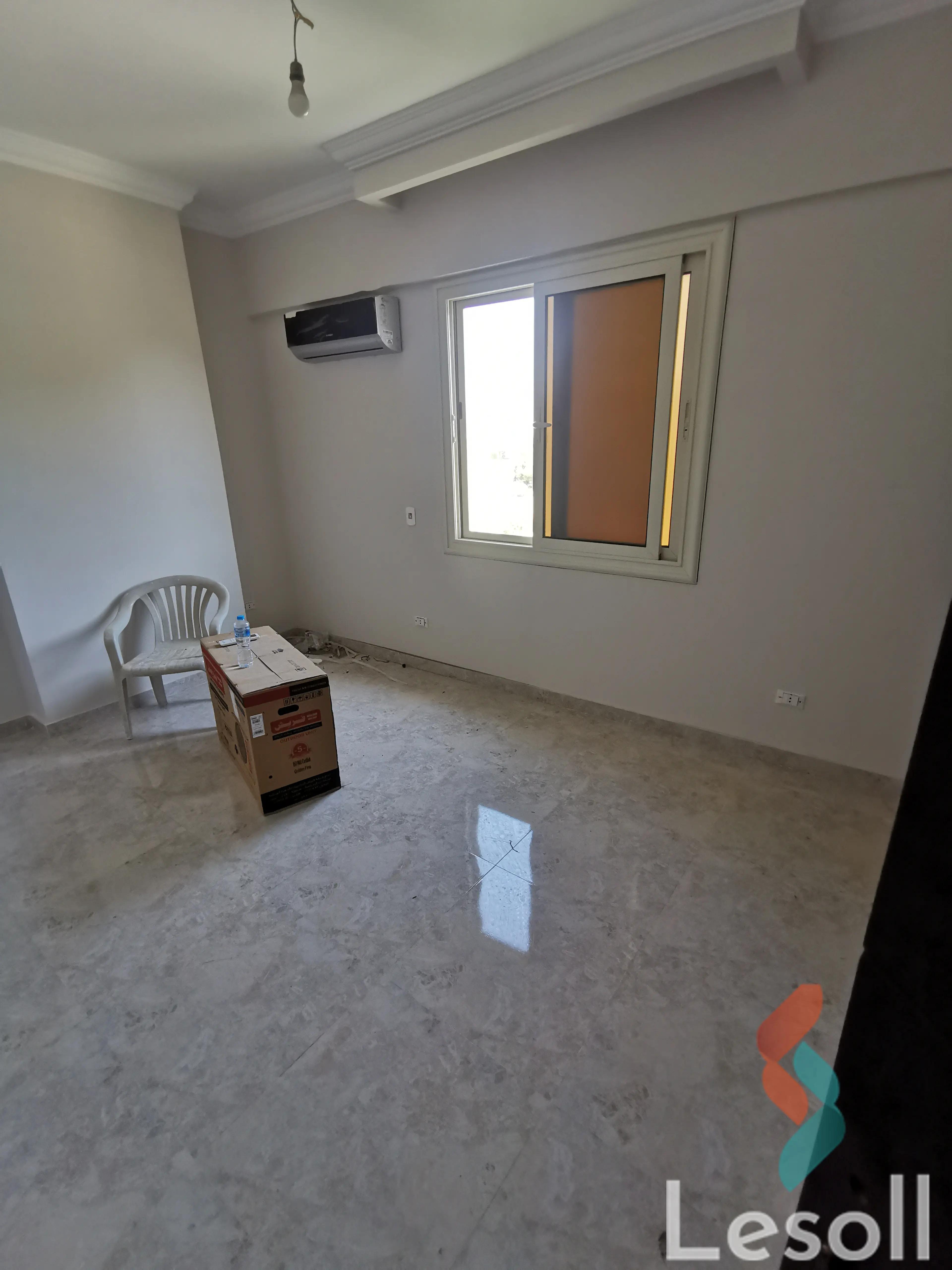 شقة للبيع بمساحة 160 متر و 3 غرف في  مدينة الشروق القاهرة - صورة 4