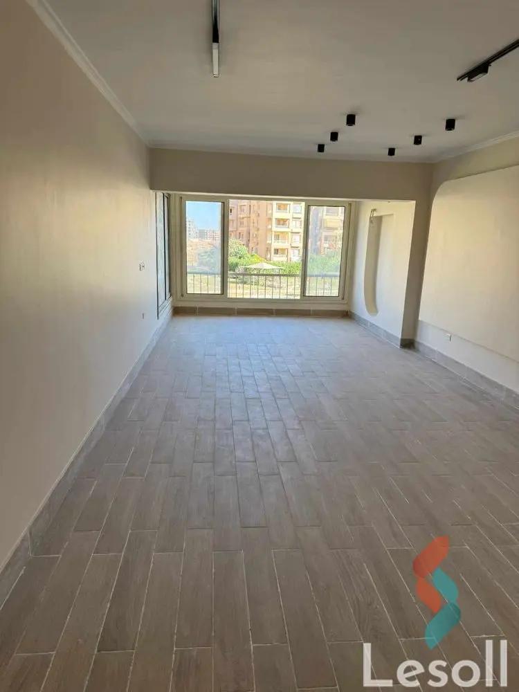 شقة للبيع بمساحة 200 متر و 3 غرف في  حدائق اكتوبر الجيزة - صورة 4