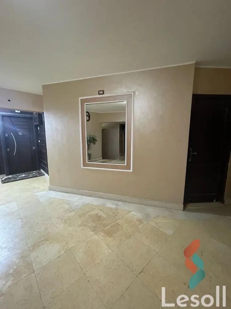 شقة للبيع بمساحة 122 متر و 3 غرف في  زهراء المعادي القاهرة