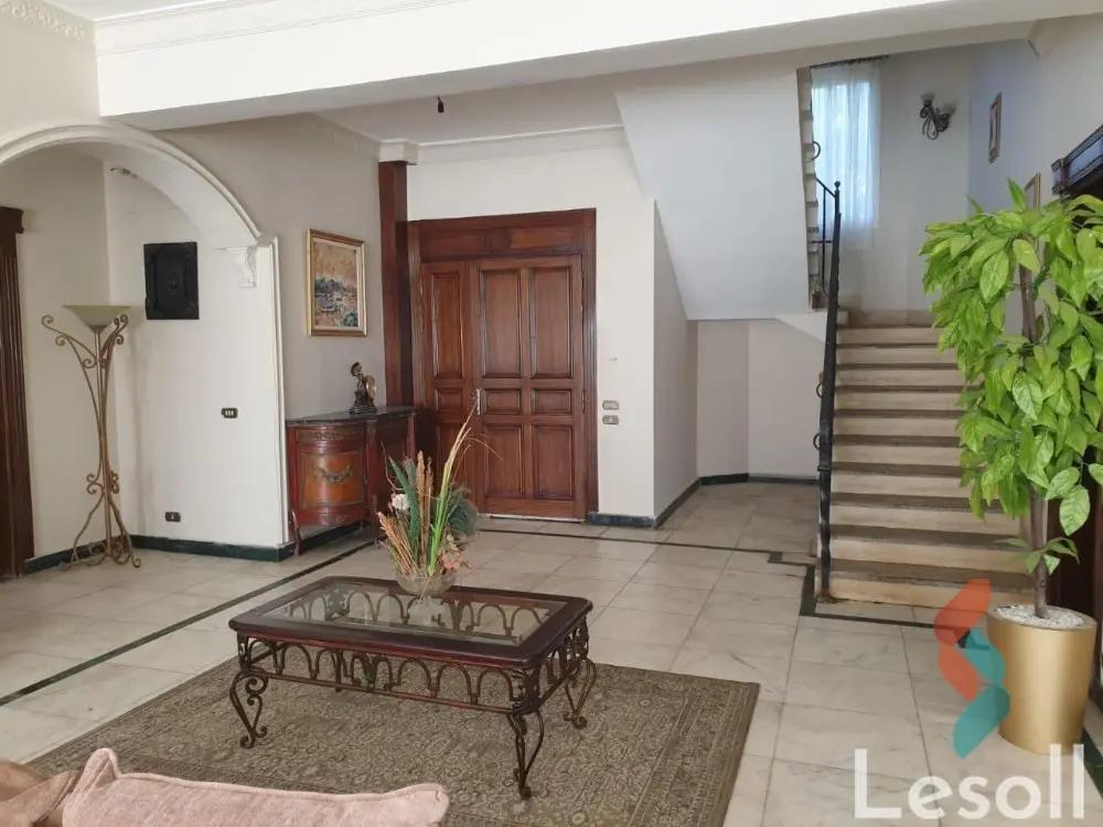 فيلا للبيع بمساحة 1,140 متر و 5 غرف في  الشيخ زايد الجيزة