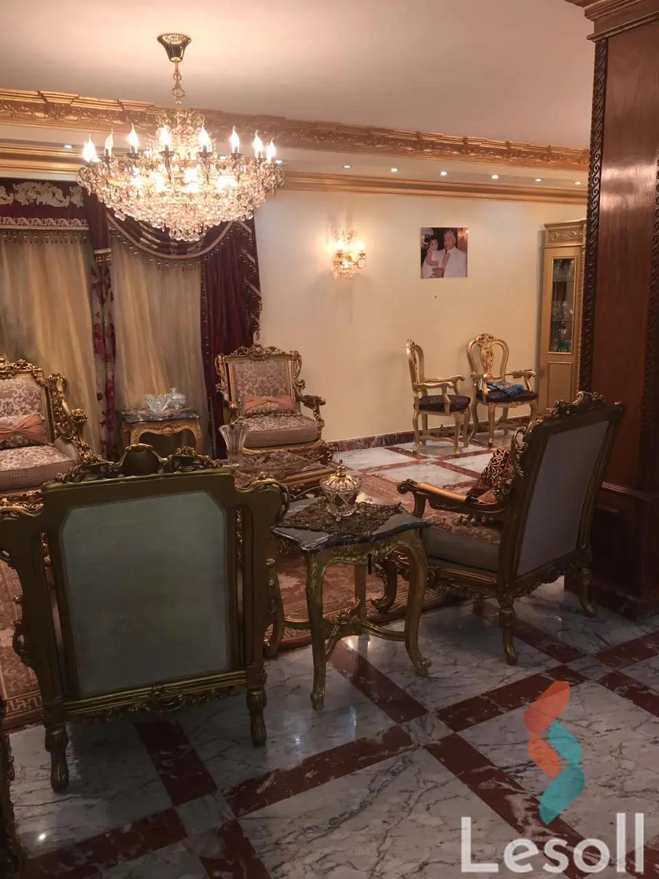 فيلا للبيع بمساحة 600 متر و 10 غرف في  السادس من أكتوبر الجيزة