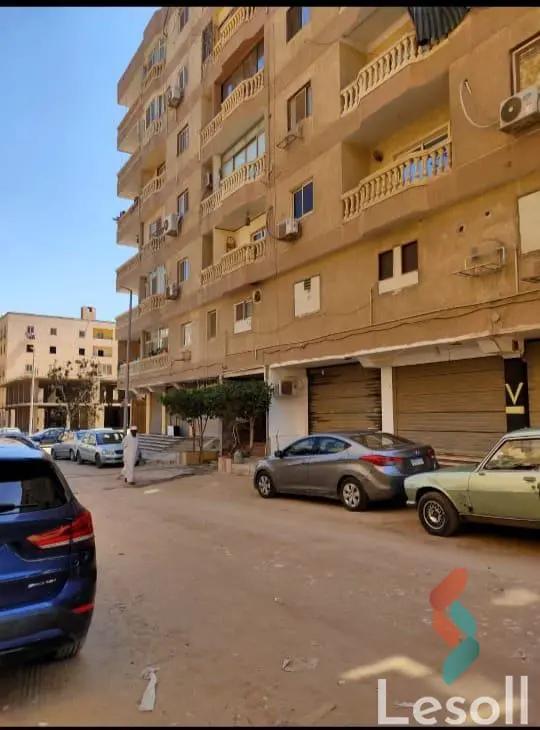 محل للبيع بمساحة 1 متر في الجيزة 