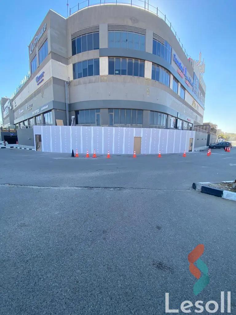 محل للبيع بمساحة 257 متر في القاهرة 