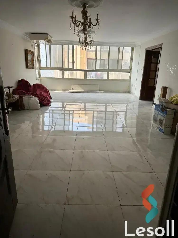 شقة للبيع بمساحة 150 متر و 3 غرف في  زهراء المعادي القاهرة