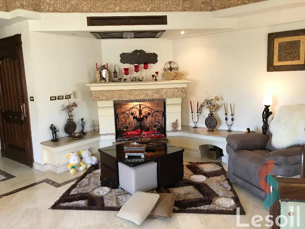 دوبلكس للايجار الشهري بمساحة 425 متر و 5 غرف في المقطم القاهرة