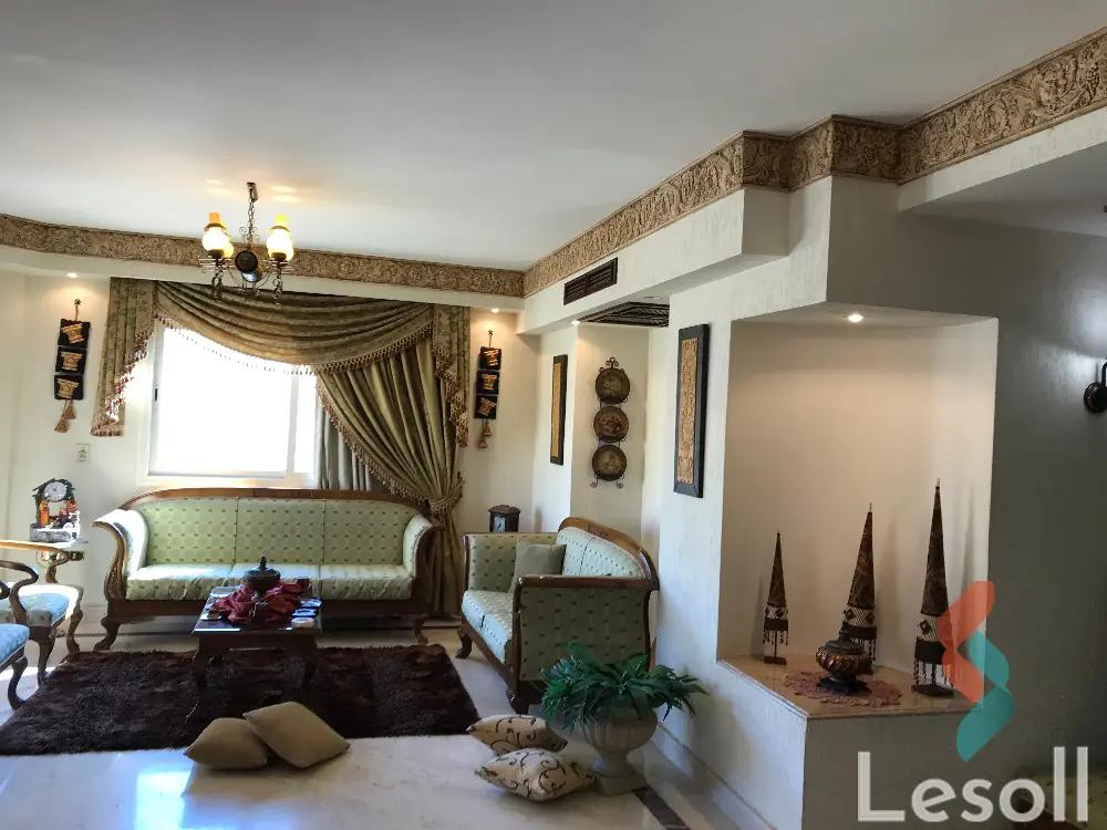 دوبلكس للايجار الشهري بمساحة 425 متر و 5 غرف في المقطم القاهرة