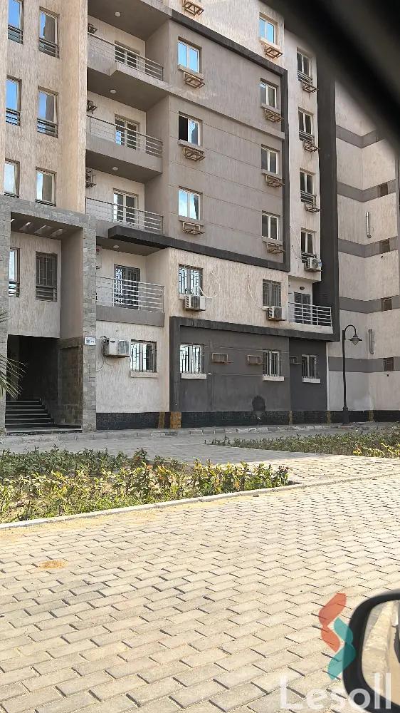 شقة للايجار الشهري بمساحة 117 متر و 3 غرف في حدائق اكتوبر الجيزة