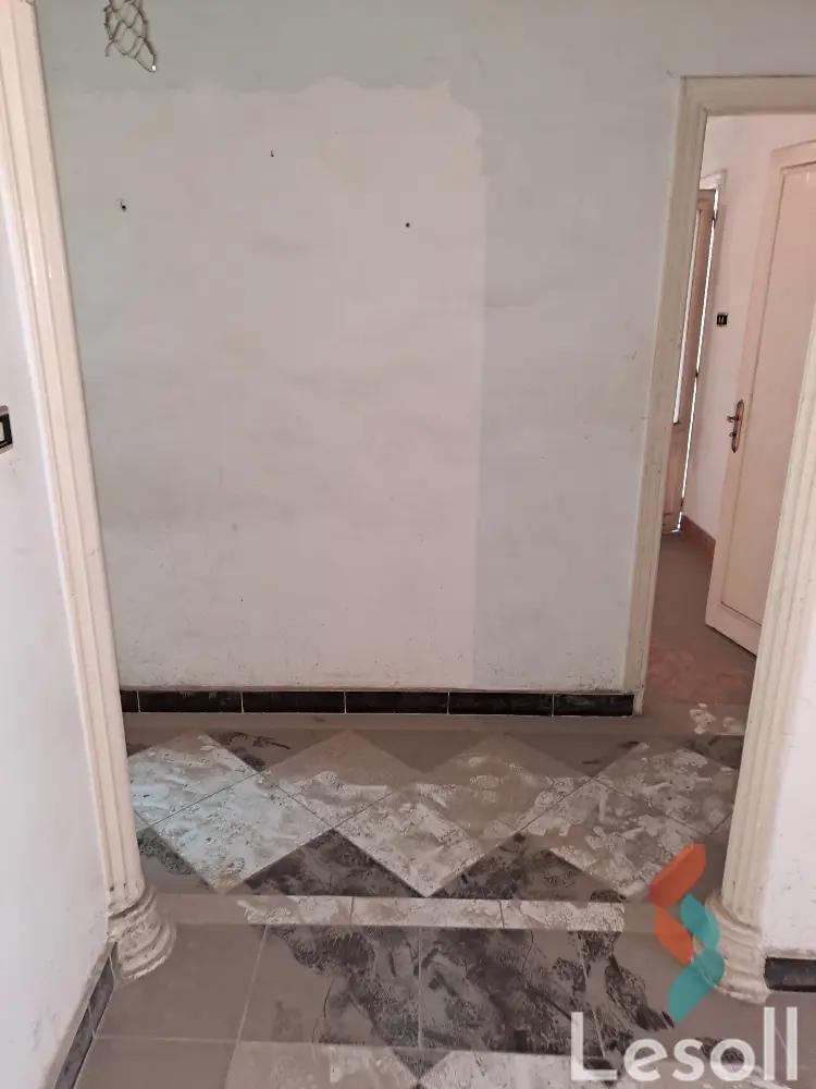 شقة للبيع بمساحة 120 متر و 3 غرف في  العجمي الاسكندرية - صورة 2