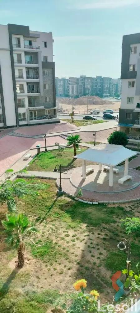 شقة للبيع بمساحة 140 متر و 3 غرف في  مدينة الشروق القاهرة - صورة 3