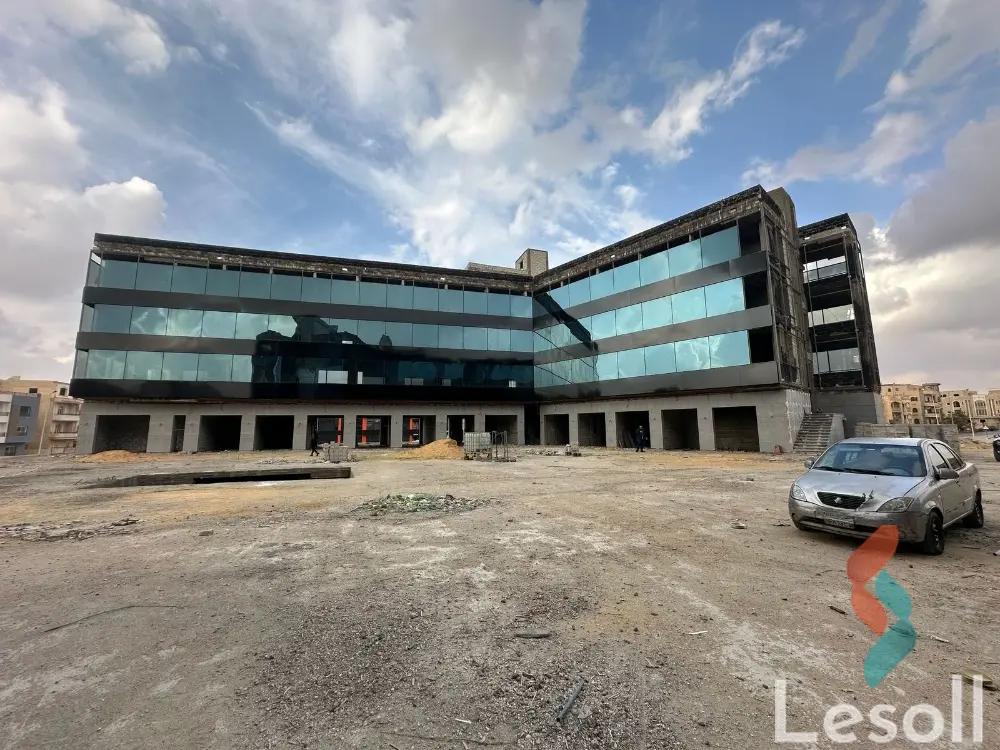 محل للبيع بمساحة 100 متر في القاهرة 