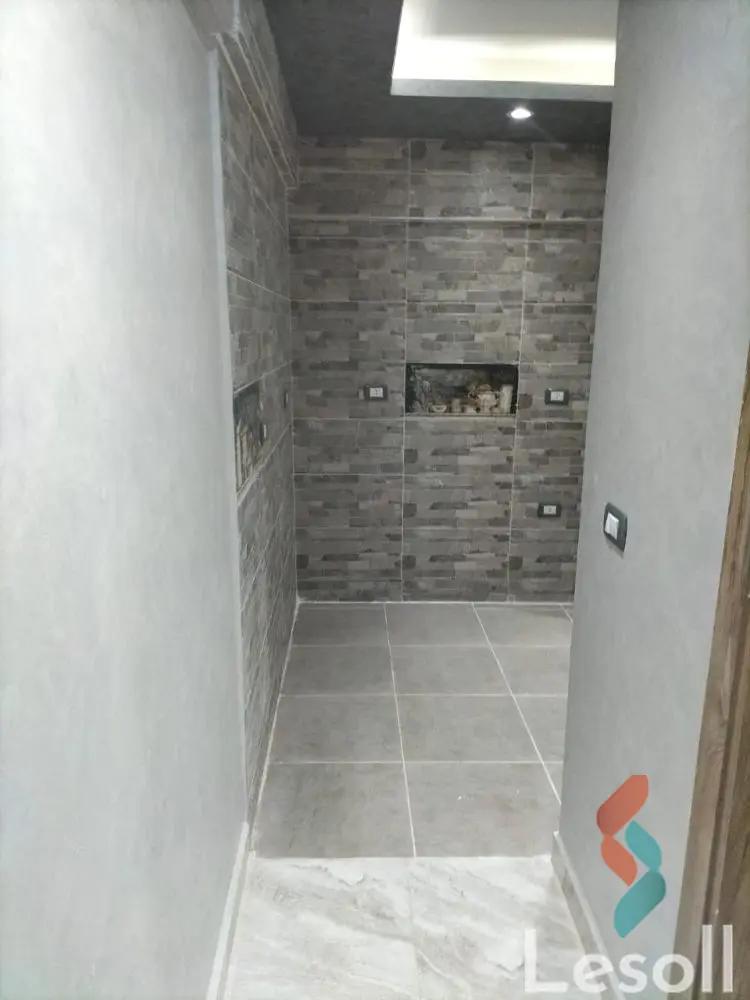 مكتب للايجار الشهري بمساحة 250 متر في المهندسين الجيزة 