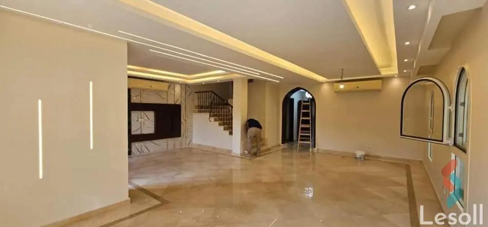 تاون هاوس للبيع بمساحة 340 متر و 3 غرف في  القاهرة الجديدة القاهرة