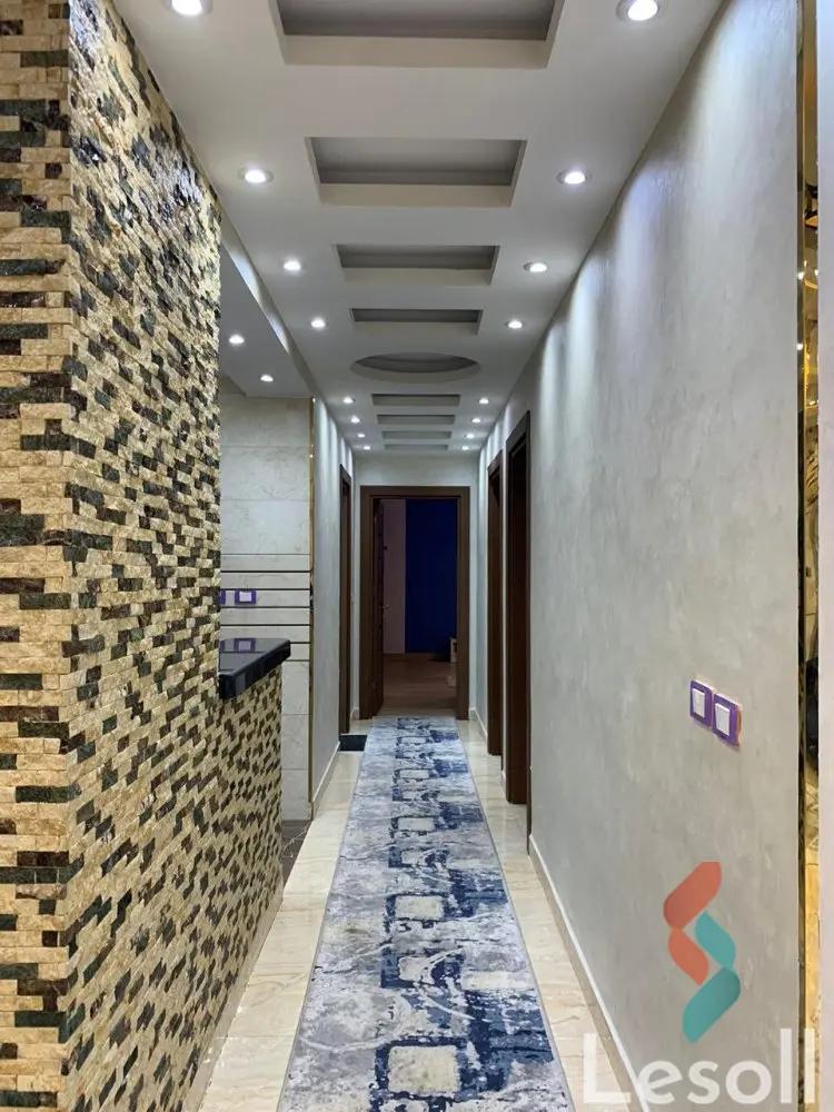 Apartment for daily rent with an area 240 meters and 3 rooms in Mohandessin Giza  - Image 3