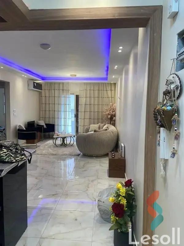 شقة للايجار الشهري بمساحة 120 متر و غرفتان في مدينة نصر القاهرة