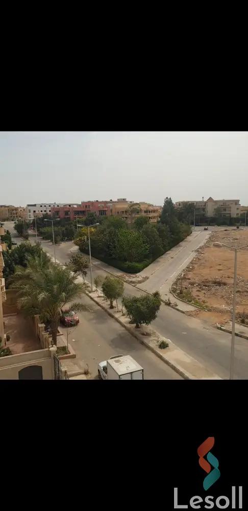 شقة للبيع بمساحة 180 متر و 3 غرف في  مدينة الشروق القاهرة - صورة 2