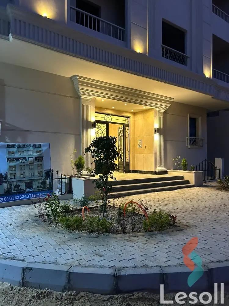 شقة للبيع بمساحة 215 متر و 3 غرف في  المقطم القاهرة - صورة 3